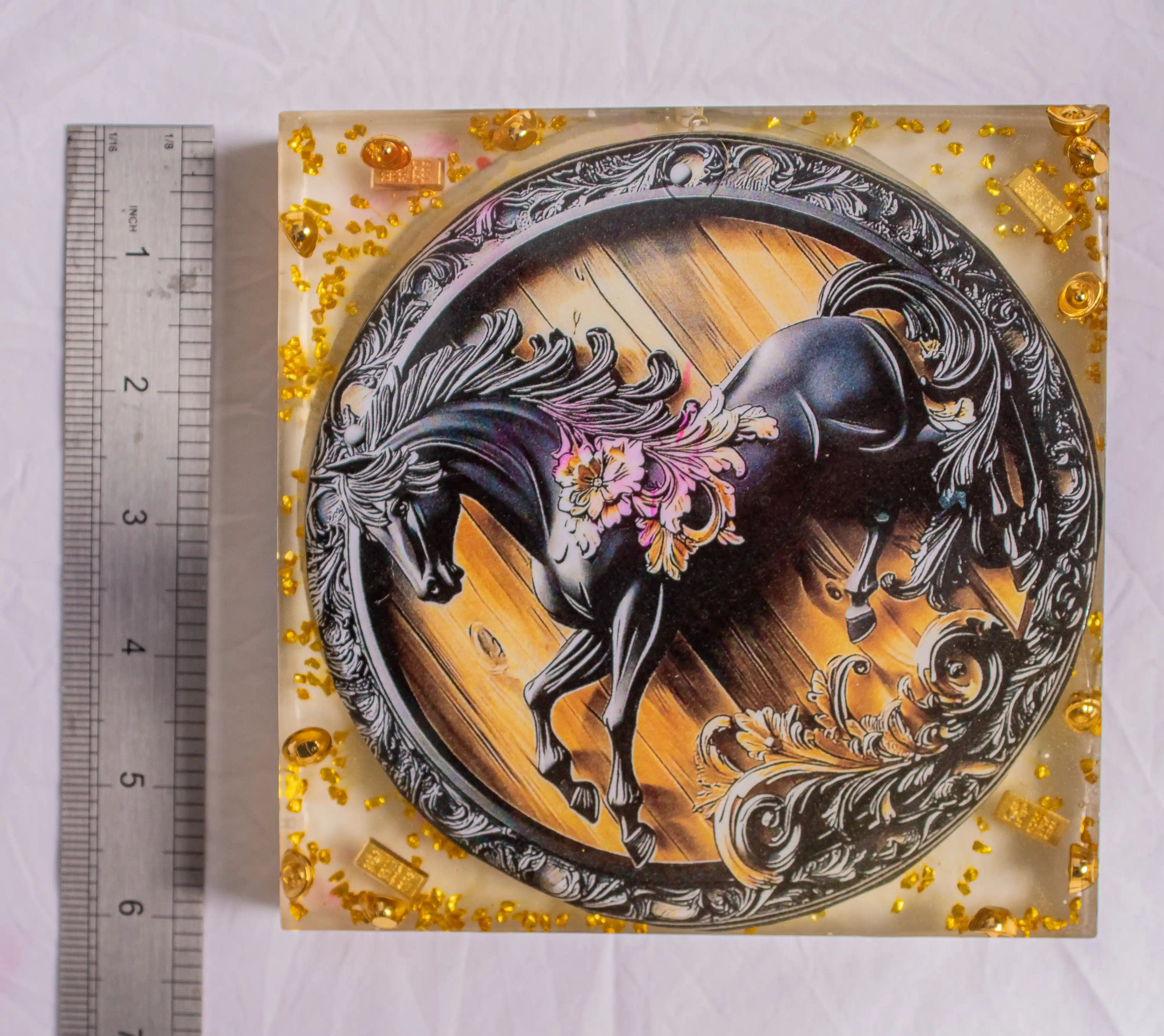 Black Stallion Resin Tray