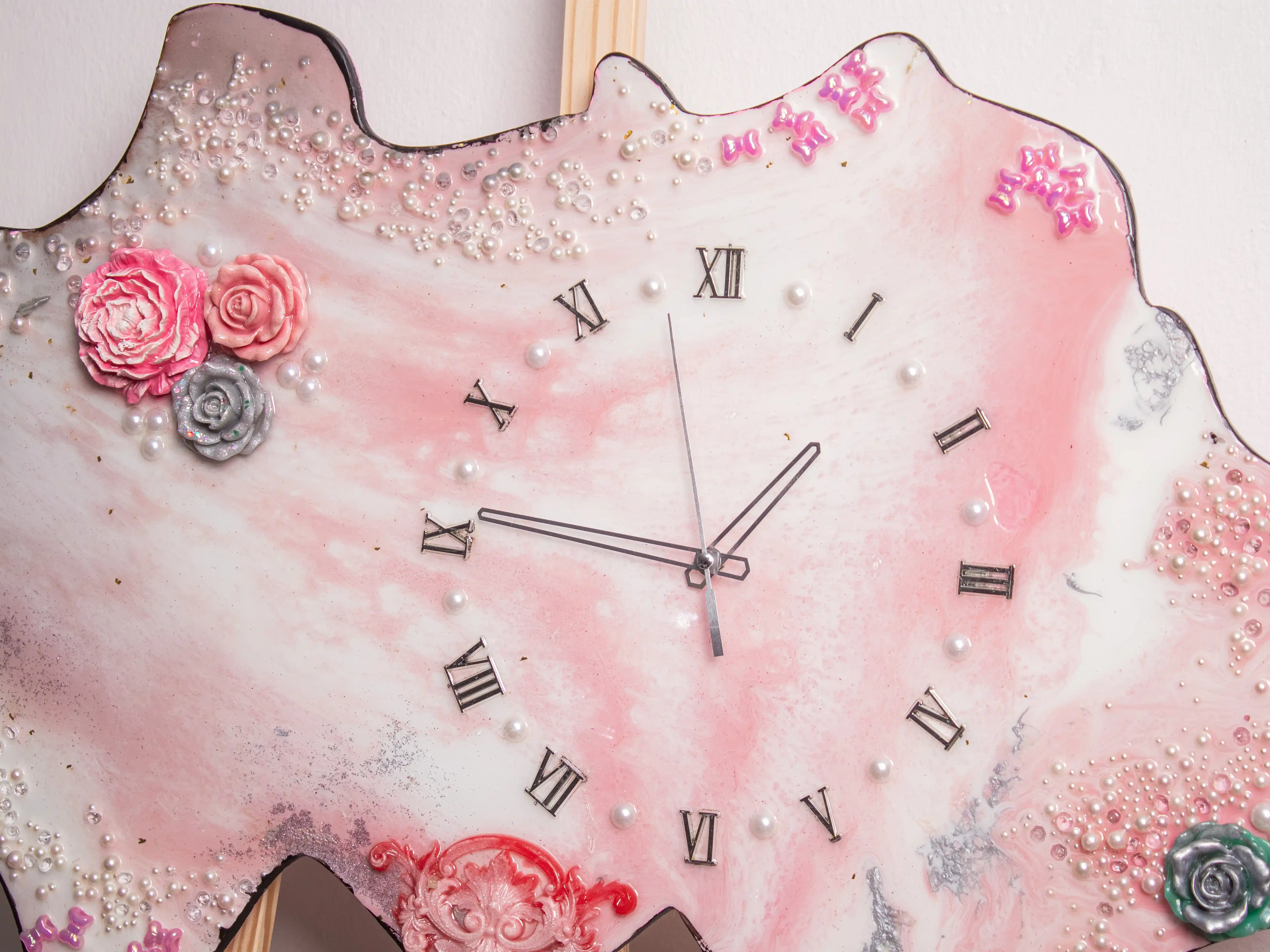 Blush Pink Pearl Clock