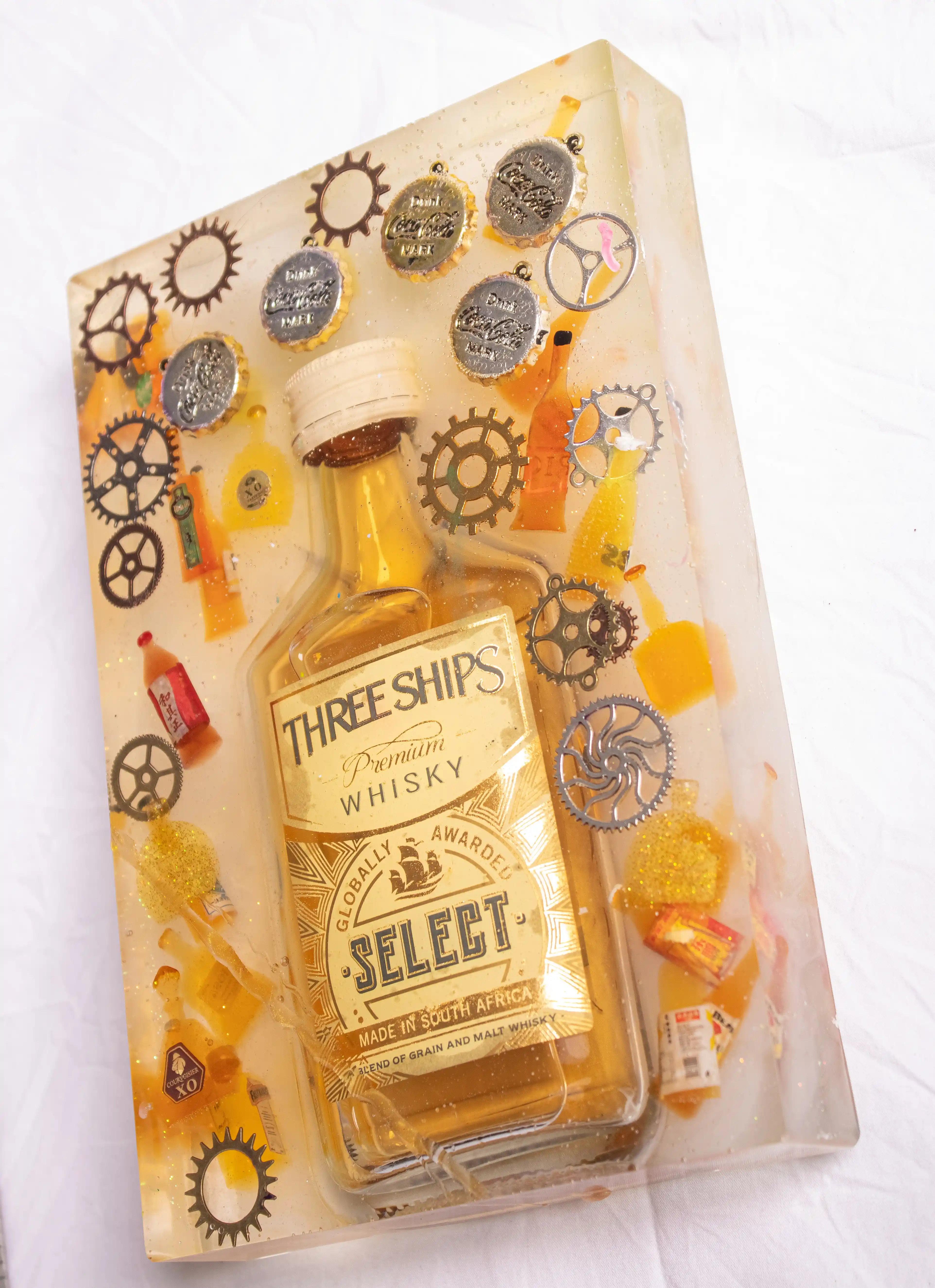The Three Ships Select Golden Resin Plaque