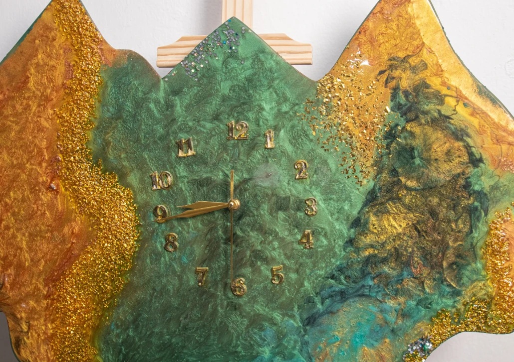 Emerald & Gold Geode Clock